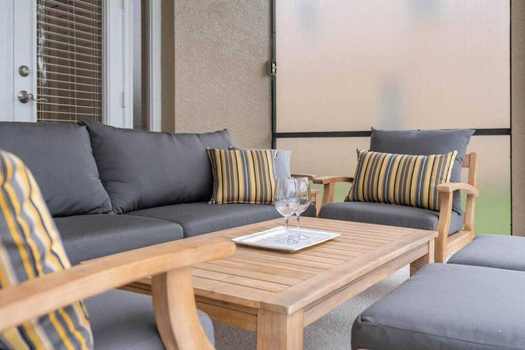 Lakeview W/8 Bedroom 5 Kingsuite 3 Miles To Disney Kissimmee Exteriör bild