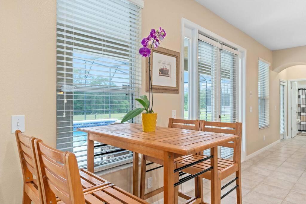 Lakeview W/8 Bedroom 5 Kingsuite 3 Miles To Disney Kissimmee Exteriör bild