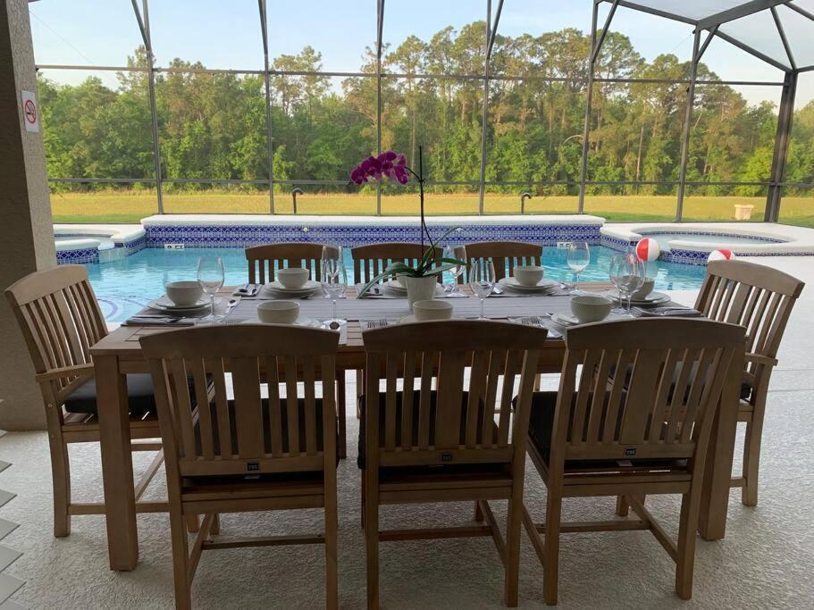Lakeview W/8 Bedroom 5 Kingsuite 3 Miles To Disney Kissimmee Exteriör bild