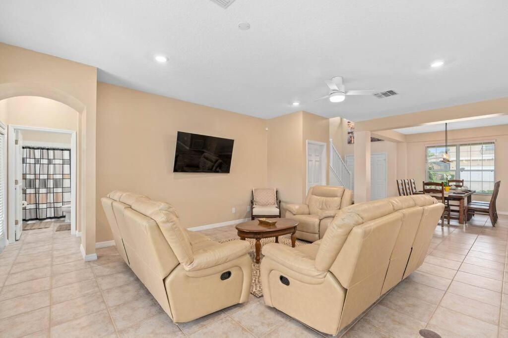 Lakeview W/8 Bedroom 5 Kingsuite 3 Miles To Disney Kissimmee Exteriör bild
